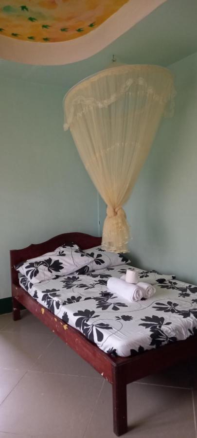 Rodel Yellow Hauz Itaytay Экстерьер фото